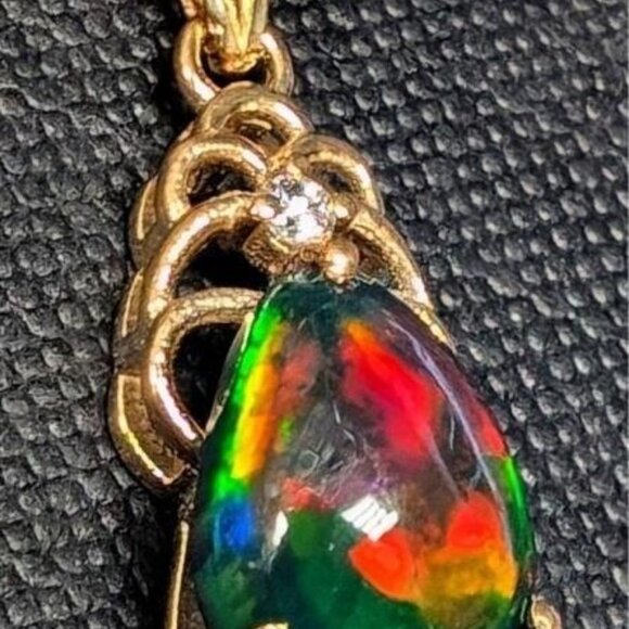 1.9G Black Opal - Picture 1 of 6